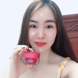 KEM FACE TRẮNG DA NEW YAKO T-WHILE
