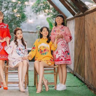Áo dài cách tân gấm Hà Cúc