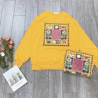 áo nỉ vàng hoạ tiết