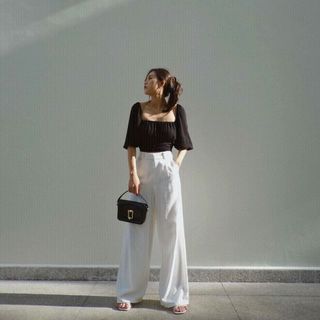 áo kiểu đen bo lưng