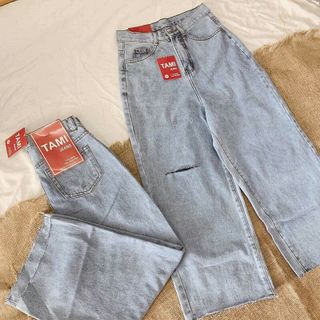 quần jeans ống loe xẻ