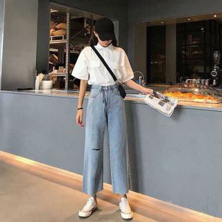 quần jeans ống loe xẻ