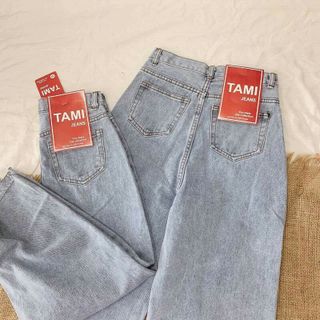 quần jeans ống loe xẻ
