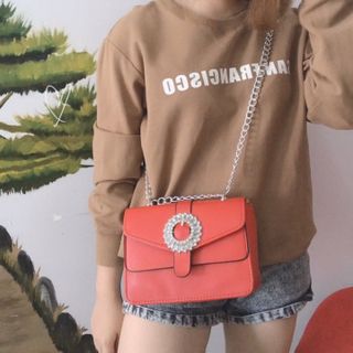 Túi đeo chéo nữ khóa khuy đá