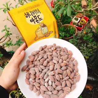 Hạt Hạnh Nhân Tom's Farm Tẩm Bơ Mật Ong 210g