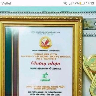 Kem chuyên mụn-dưỡng trắng da