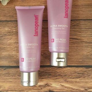 Sữa rửa mặt Lanopearl Cleansing Gel Australia 100ml