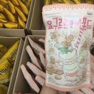 Hạt Hạnh Nhân Tom's Farm Tẩm Sữa Chua 210g