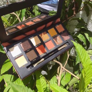 Bảng phấn mắt 12 ô MEZZE Adventurer Eyeshadow Palette MEZZE nội địa Trung MZ-4333 - SHOPTIDO