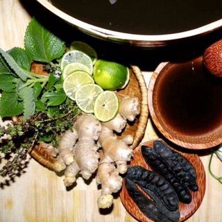 DẦU GỘI THANH MỘC HƯƠNG