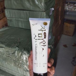 Tẩy tế bào chết spa hàn quốc