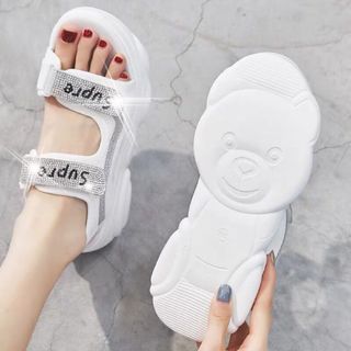 Giày sandal trang