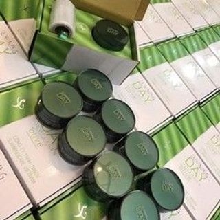 Kem tan mỡ Slimming day collagen nguồn gốc thiên nhiên