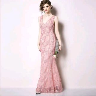 Đầm ren nhập thêu cao cấp