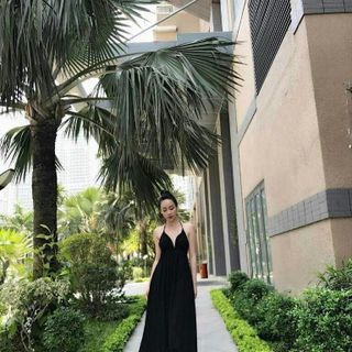 Đầm Dài Hở Lưng Dây Cột