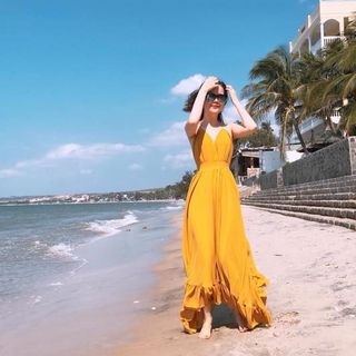 Đầm Dài Hở Lưng Dây Cột