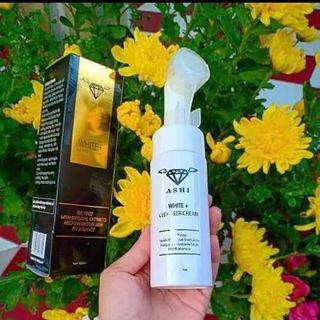 sữa rửa mặt ashi