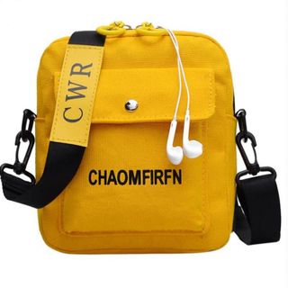 Túi đeo chéo siêu cute đặc biệt thiết kế lổ nhỏ để dây tai nghe và nhiều ngăn thông dụng -907