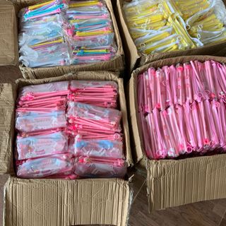 Bút hoạt hình set 20 cây giá sỉ giá bán buôn