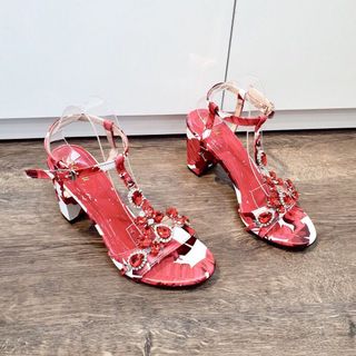 Giày sandal đính đá cao gót