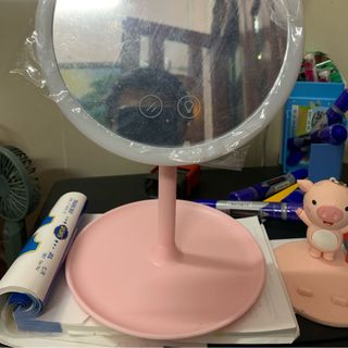 Gương trang điểm cảm ứng giá sỉ