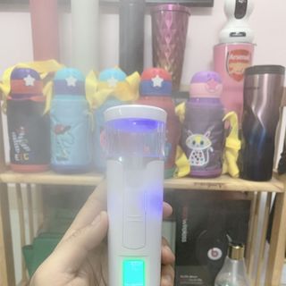 Máy phun sương mini báo nhiệt độ làm sạc dự phòng giá sỉ