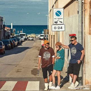 Áo thun Unisex Charmer nam nữ- Rẻ bền đẹp