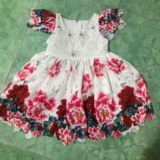Đầm bé gái