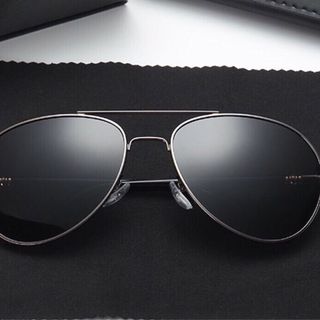 Kính 136 cao cấp
