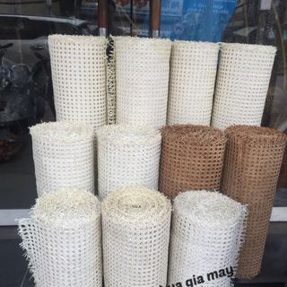 Lưới mây đan mắt cáo thi công ghế gỗ quy cách 700x15000