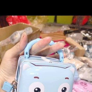 Két sắt mini heo con