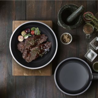Bộ Easy Cook có tay cầm tháo rời L573KA