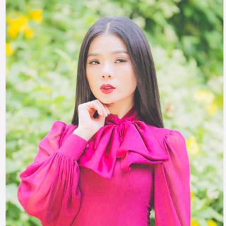 Đầm Tay Dài Nơ Cổ