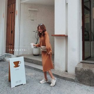 ĐẦM BẦU DÁNG THỤNG