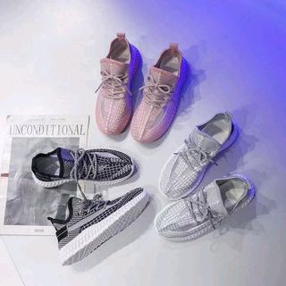 Giầy Thể thao thời trang siêu êm siêu nhẹ nhẹ siêu bền