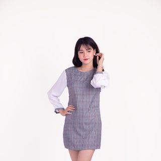 Đầm form chữ A caro phối tay trắng