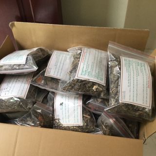 Sỉ Lá xông sản phụ