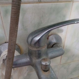 Tẩy trắng bồn cầu inox sen vòi gạch men rỉ sét chai Sabo-si 500ml không mùi