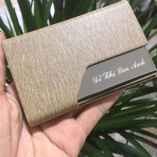 khắc laze lên hộp namecard