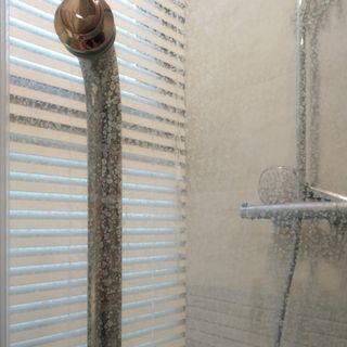 Nước tẩy kính cáu cặn canxi vảy cá ố đục lâu năm Sabo-K chai 500ml không mùi