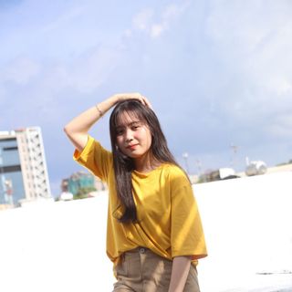 Áo thun cổ tròn tay lửng/lở Áo Phông Basic T-shirt