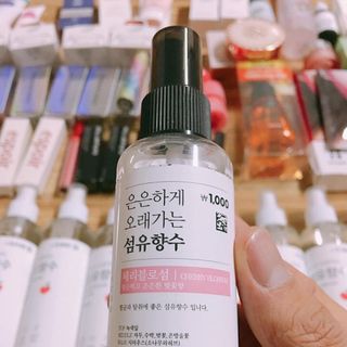 Xịt thơm quần áo Hàn quốc
