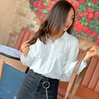 Áo sơmi oversize hình tự chụp