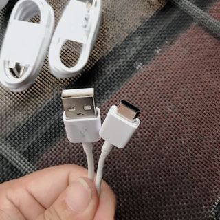Cáp type C trắng
