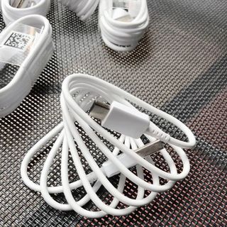 Cáp type C trắng