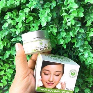TRỊ MỤN TRẦN KIM HUYỀN