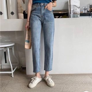 Quần baggy thêu