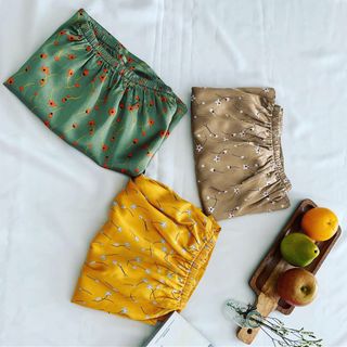 Áo trễ vai hoạ tiết OFF SHOULDER SHIRT