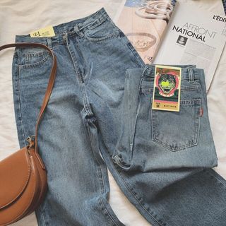 Quần baggy form rộng