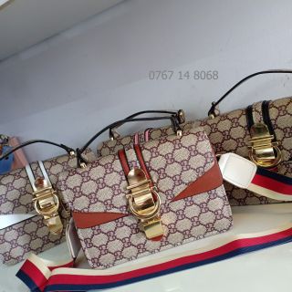 Túi Đeo Chéo Khóa Ô